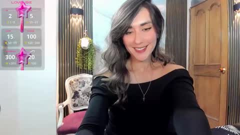 Moriah online show from November 24, 7:45 pm