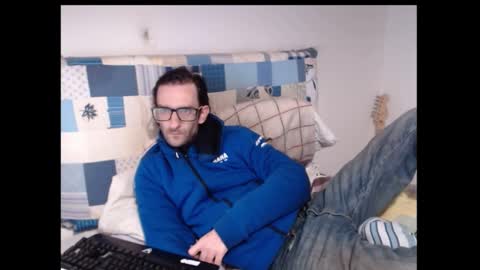 Snapshot of morris_slug_the_second chatting on March 11, 5:02 pm Adam online show from March 11, 5:02 pm