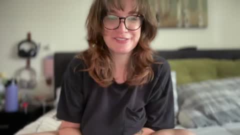 Mossy Mommy online show from July 20, 1:57 pm