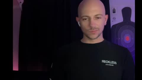 mount_vesuvius online show from April 16, 1:38 am