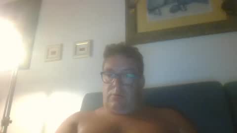 ManBoobDaddyBear online show from January 26, 12:16 am