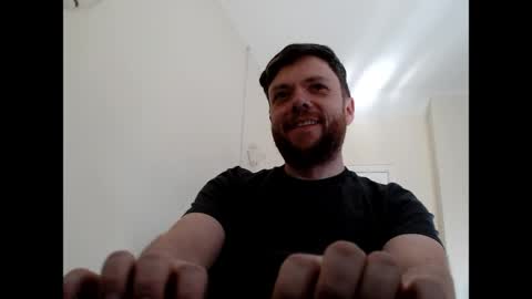 moveable online show from April 24, 4:42 pm