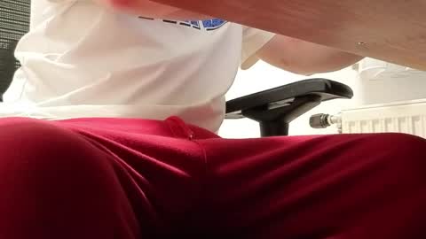 mr10069 online show from May 6, 12:33 pm