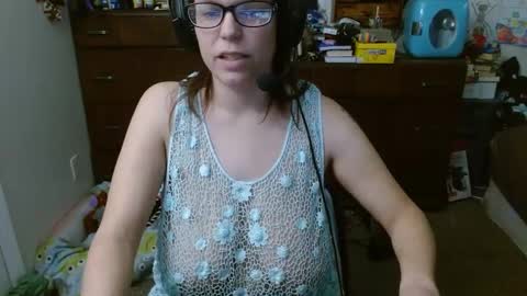 Mr and Mrs Dragon online show from February 4, 5:34 pm