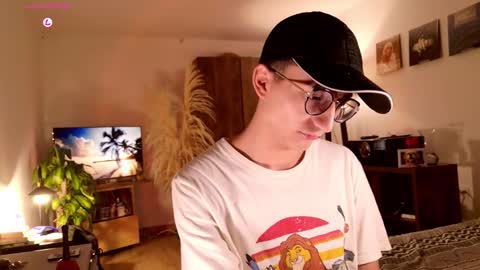 Snapshot of mr_evan1 chatting on October 22, 5:36 pm Mr Evans online show from October 22, 5:36 pm