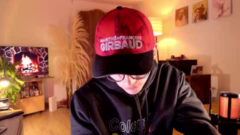 Snapshot of mr_evan1 chatting on October 1, 5:12 pm Mr Evans online show from October 1, 5:12 pm