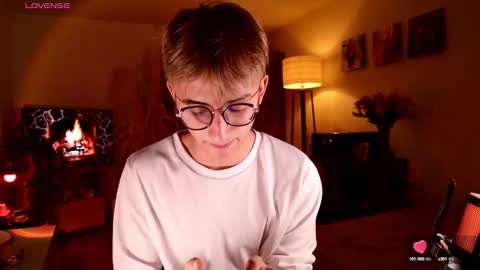 Snapshot of mr_evan1 chatting on September 17, 6:00 pm Mr Evans online show from September 17, 6:00 pm