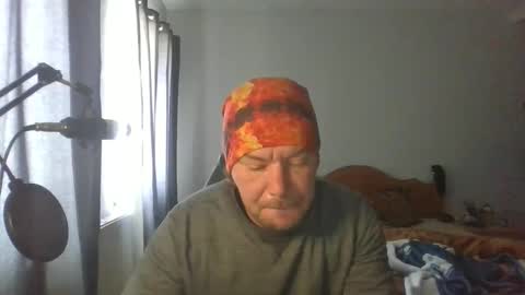 mr_i_ online show from March 21, 10:31 am