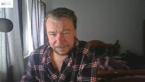 mr_i_ online show from October 20, 12:21 pm