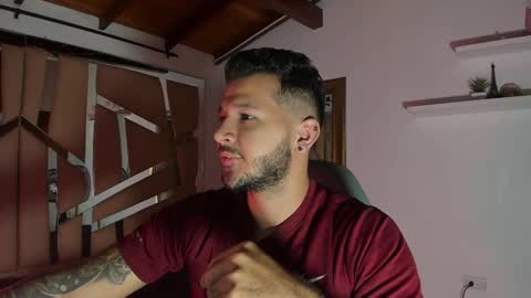 MIKEE online show from March 11, 3:04 am