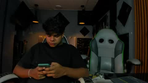 mr_mois online show from July 24, 6:10 am