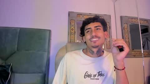 MR online show from December 14, 8:04 pm