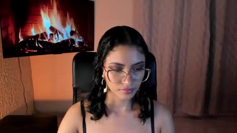 Mr.  Mrs. Smith  online show from July 30, 1:39 am