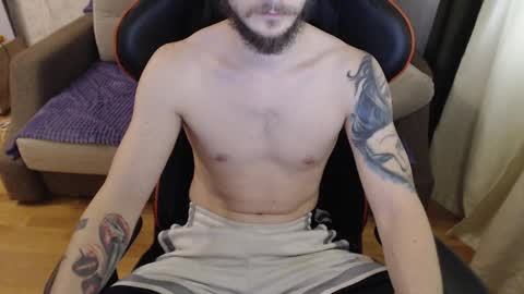 mrbeautifuleyes online show from January 13, 8:37 am