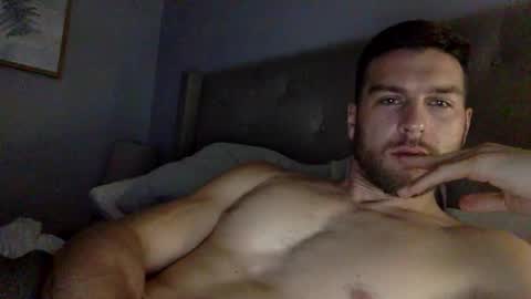 BadBitchBandit022 online show from December 5, 4:37 am