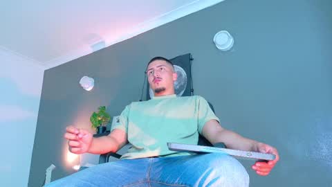 Mr Fox online show from October 6, 7:31 pm