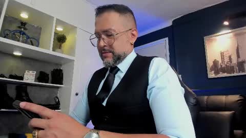 MrFrank. online show from June 12, 3:00 pm