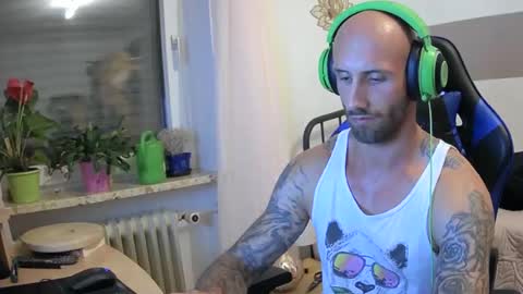 mrga591904 online show from July 21, 8:33 pm
