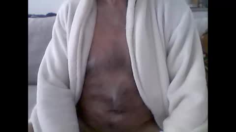 Snapshot of mrjoy2025 chatting on October 26, 8:26 am mrjoy2025 online show from October 26, 8:26 am