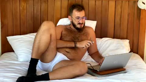 Max online show from May 28, 8:12 am