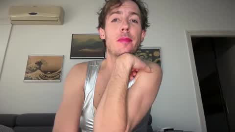 TaleOfLaura online show from December 15, 7:35 am