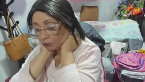 mrs_mommy online show from June 11, 12:54 am