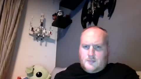 mrzwolle online show from December 12, 7:59 pm