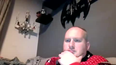 mrzwolle online show from December 19, 8:23 pm