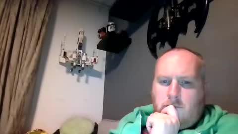 mrzwolle online show from December 11, 8:50 pm