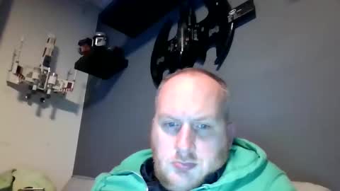 mrzwolle online show from December 13, 4:27 pm