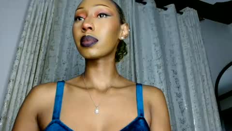 ms_crystal online show from July 15, 4:00 pm