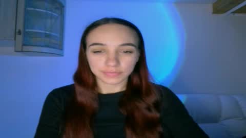 Snapshot of ms_sophiee chatting on February 15, 2:04 am ms_sophiee online show from February 15, 2:04 am