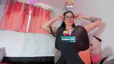 Snapshot of msschloee chatting on September 16, 9:29 pm Chloe new account online show from September 16, 9:29 pm
