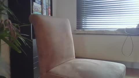 mstrmstr831 online show from February 17, 9:52 am