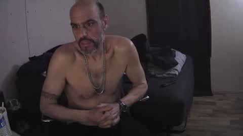 Muffdiver online show from February 4, 10:08 am