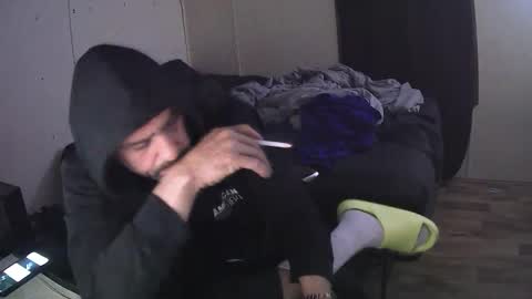 Muffdiver online show from April 10, 7:57 am