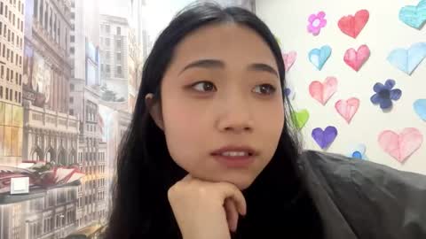 Mia online show from March 3, 10:22 am