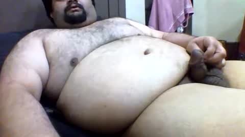 mujtabaahmed818 online show from April 24, 8:49 am