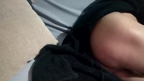 Laly online show from December 22, 9:21 pm