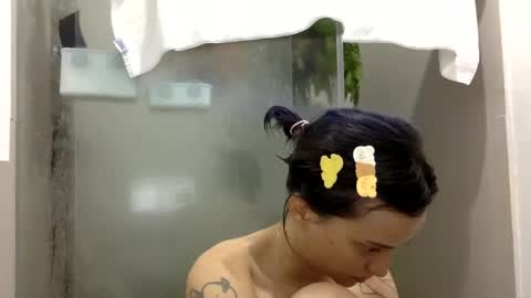 Snapshot of munchi_ chatting on December 29, 2:49 am   online show from December 29, 2:49 am