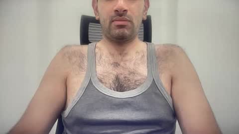 munnabobby2008 online show from November 3, 9:54 am