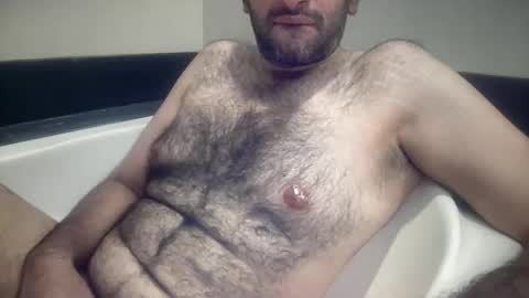 munnabobby2008 online show from April 12, 6:45 pm