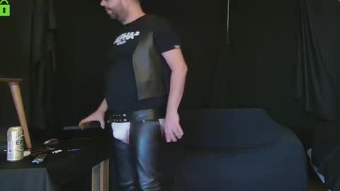 Snapshot of muratturkei chatting on September 27, 10:07 pm MasterBros online show from September 27, 10:07 pm