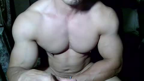 Snapshot of musclebredon chatting on October 7, 6:59 pm BRENDON online show from October 7, 6:59 pm