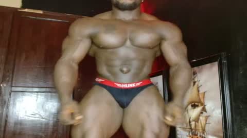 musclegod23 online show from July 5, 1:31 am