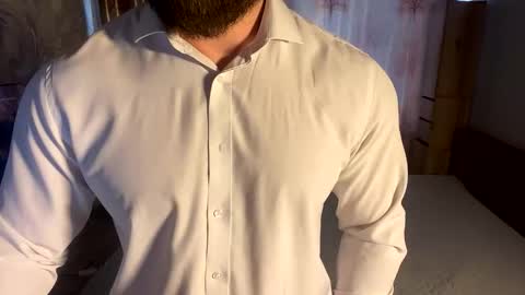 muscularjuggler online show from April 5, 4:20 am