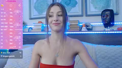 Luna  online show from October 21, 8:45 pm