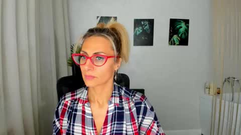 Diana online show from November 17, 12:08 pm