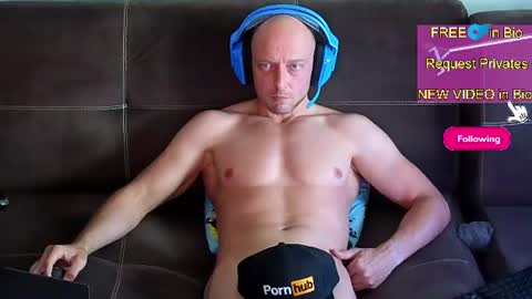 mushroomcouch online show from August 1, 12:29 pm