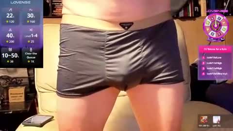 my_curiosity_ online show from July 29, 3:39 am